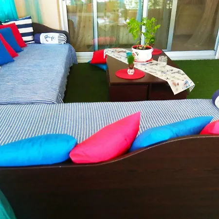 Christos-vasia Apartment *